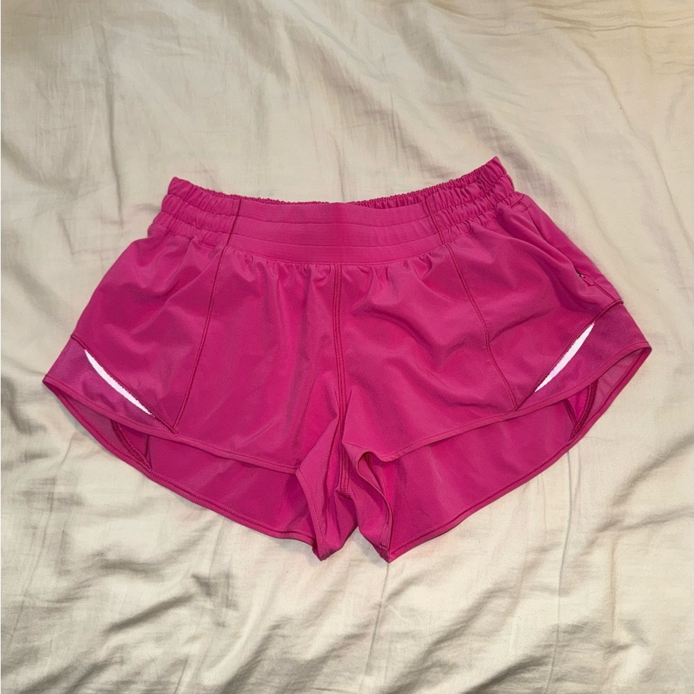 Lululemon Sonic Pink Hotty Hot Shorts 2.5” LR
